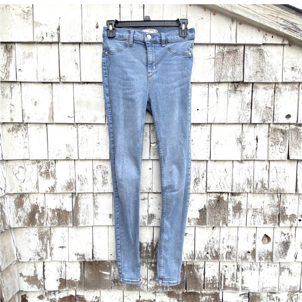 NWOT Free People High Rise Women's
Regular Jeans